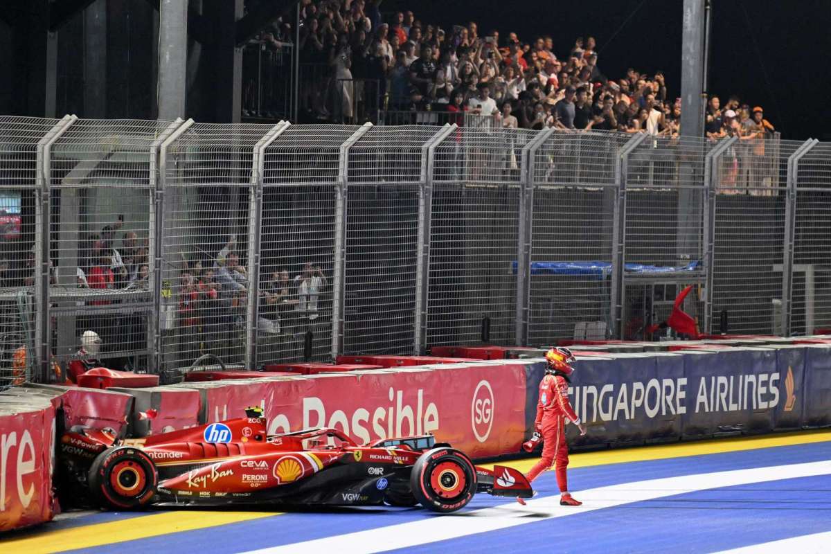 Ferrari lamenta problemas de Leclerc e Sainz em Singapura: “Estamos todos frustrados”
