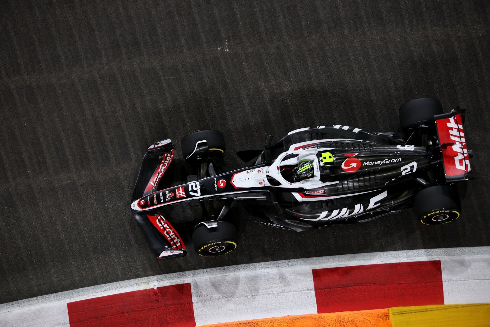 Haas elogia Hülkenberg por segurar pressão de Pérez em Singapura: “Não cometeu erros”