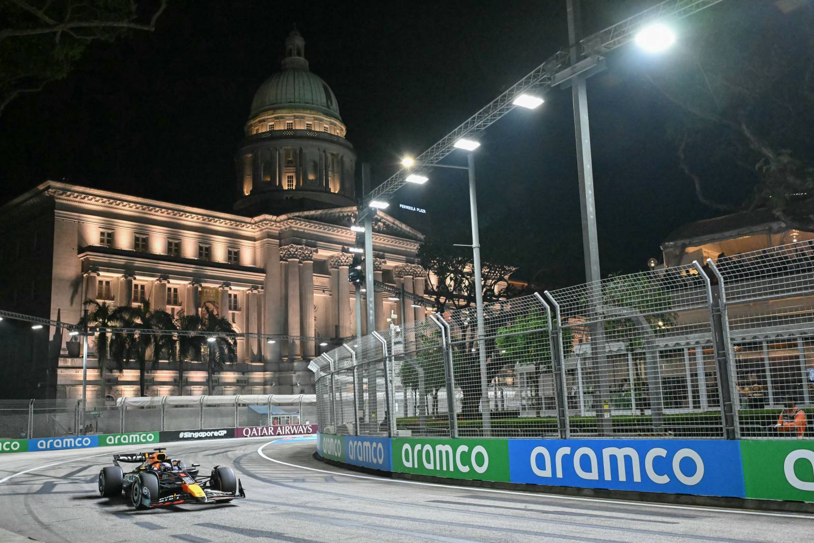 Fórmula 1 vai passar na TV hoje? Onde assistir ao vivo à classificação do GP de Singapura