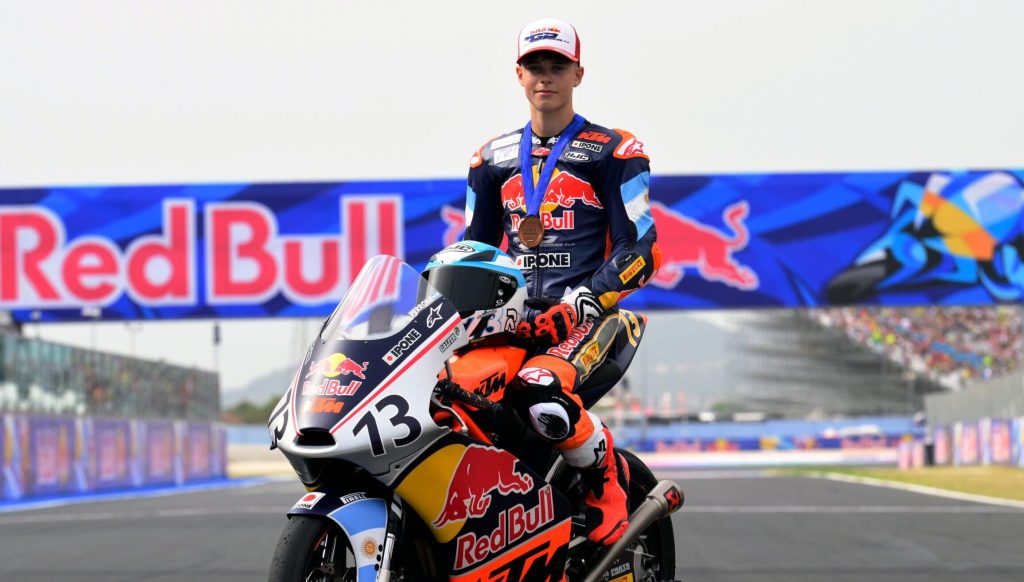 KTM Tech3 confirma al argentino Valentín Perrone en Moto3 por dos temporadas