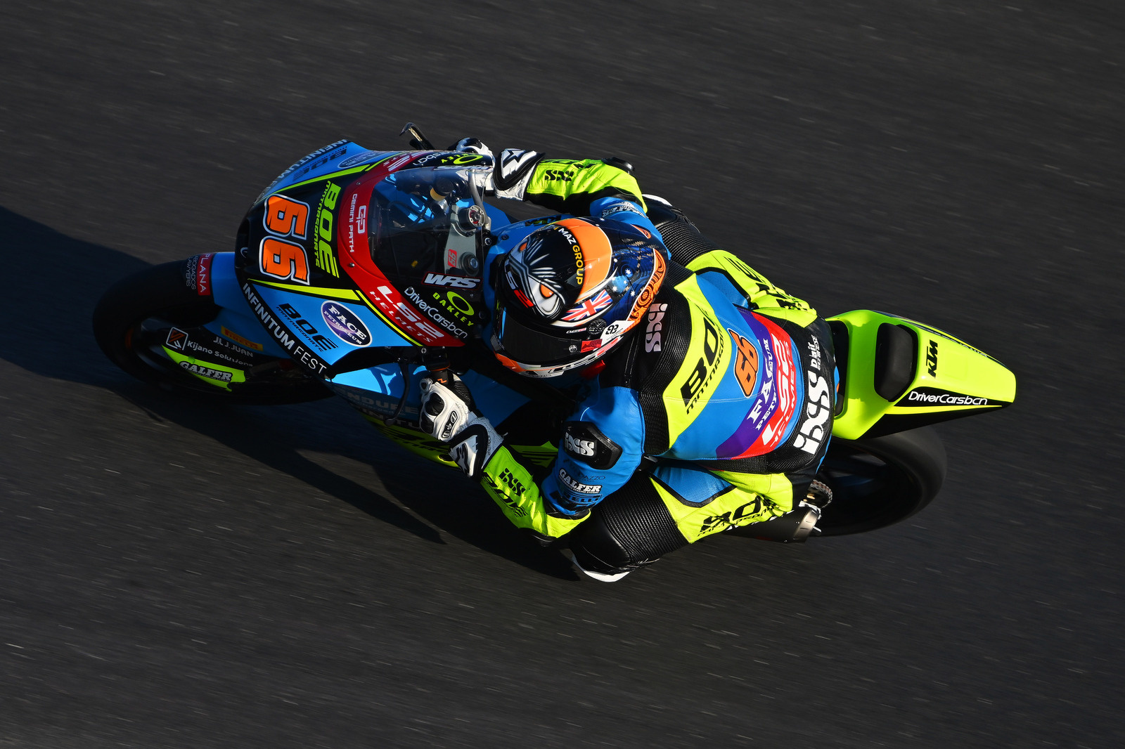 Kelso aproveita trapalhada de favoritos e crava pole da Moto3 na Tailândia. Alonso é 5º