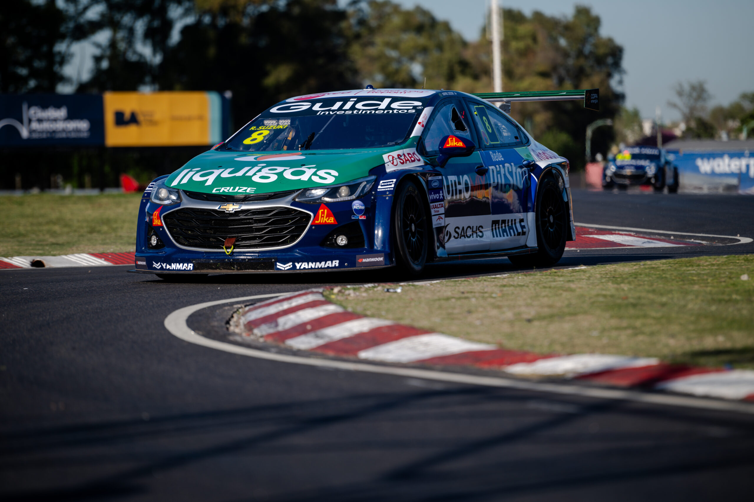 Suzuki bate Di Mauro e lidera TL1 da Stock Car na Argentina. Felipe Baptista é 12º