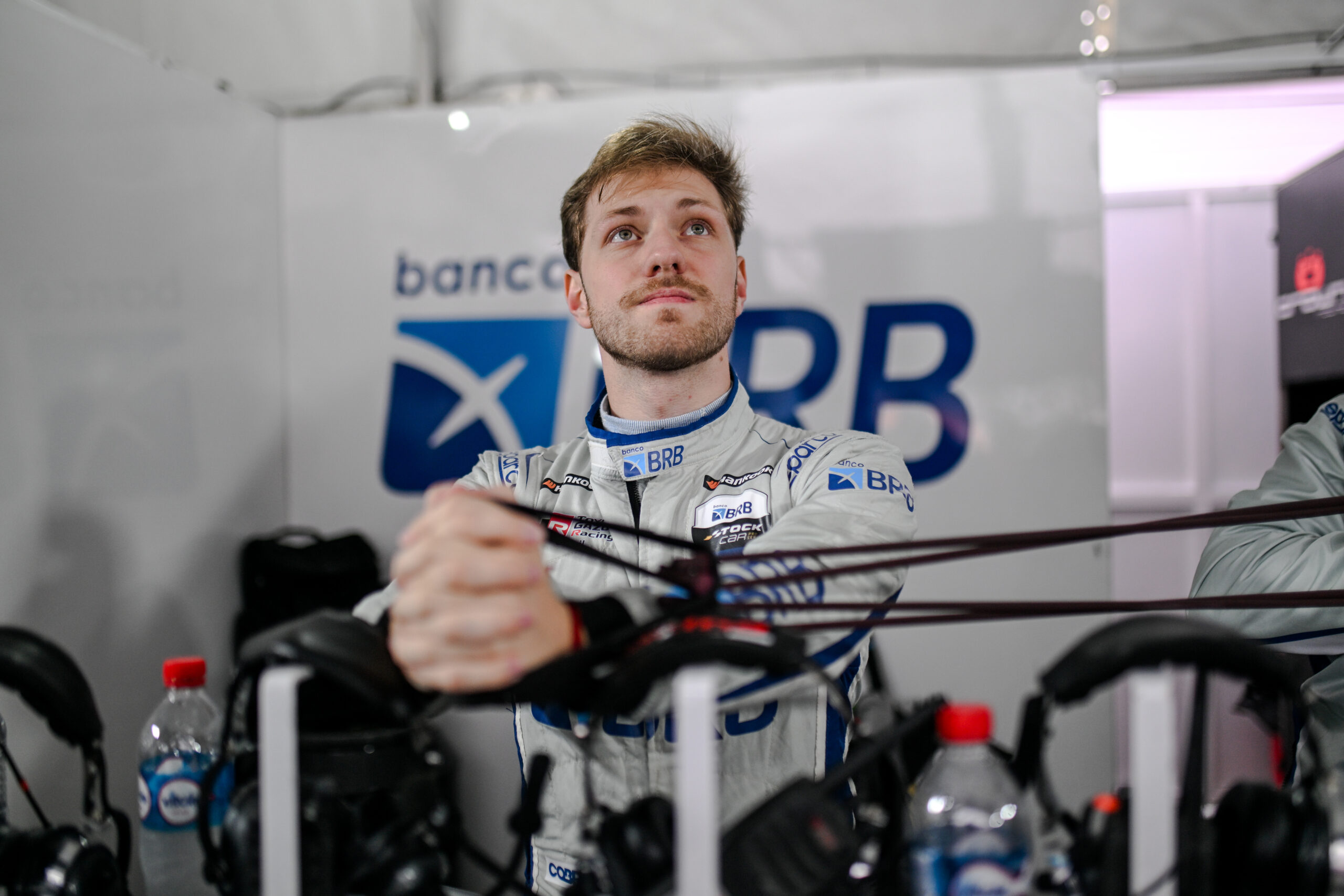 Elias fala em “carro incrível” no Uruguai e comemora vitória inédita: “Estava engasgado”