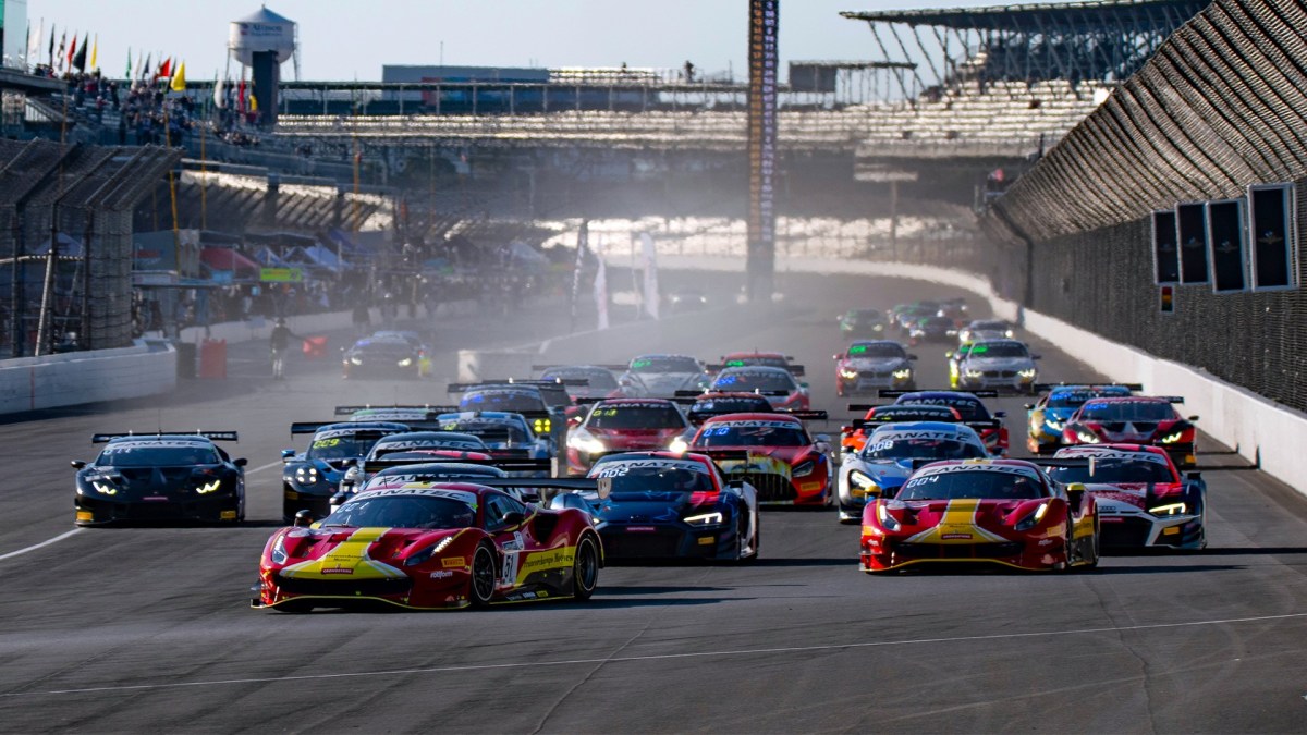 Assista AO VIVO às 8 Horas de Indianápolis do GT Challenge no GRANDE PRÊMIO