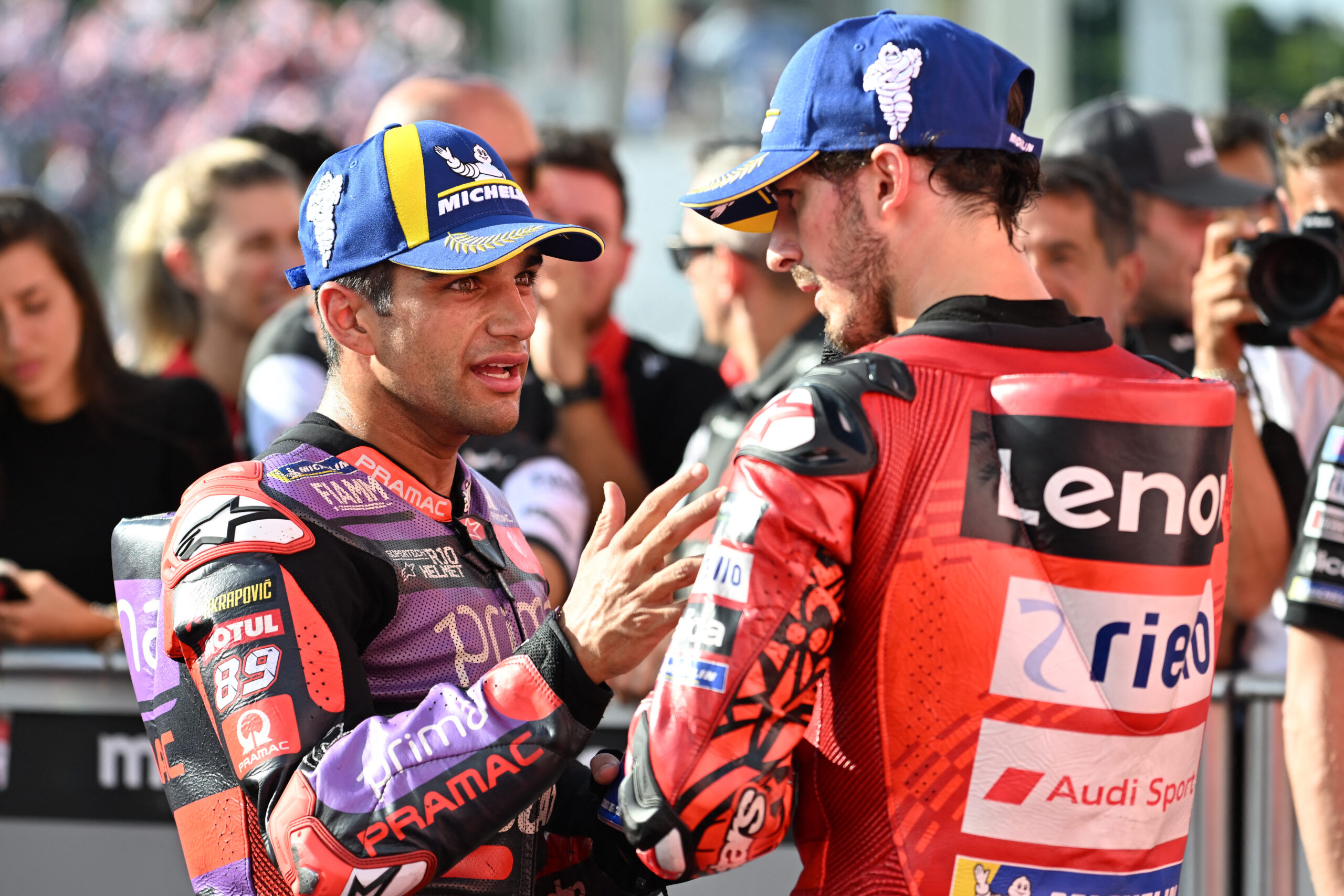 Bagnaia compara briga pelo título da MotoGP 2024 com Rossi e Lorenzo: “Erravam menos”