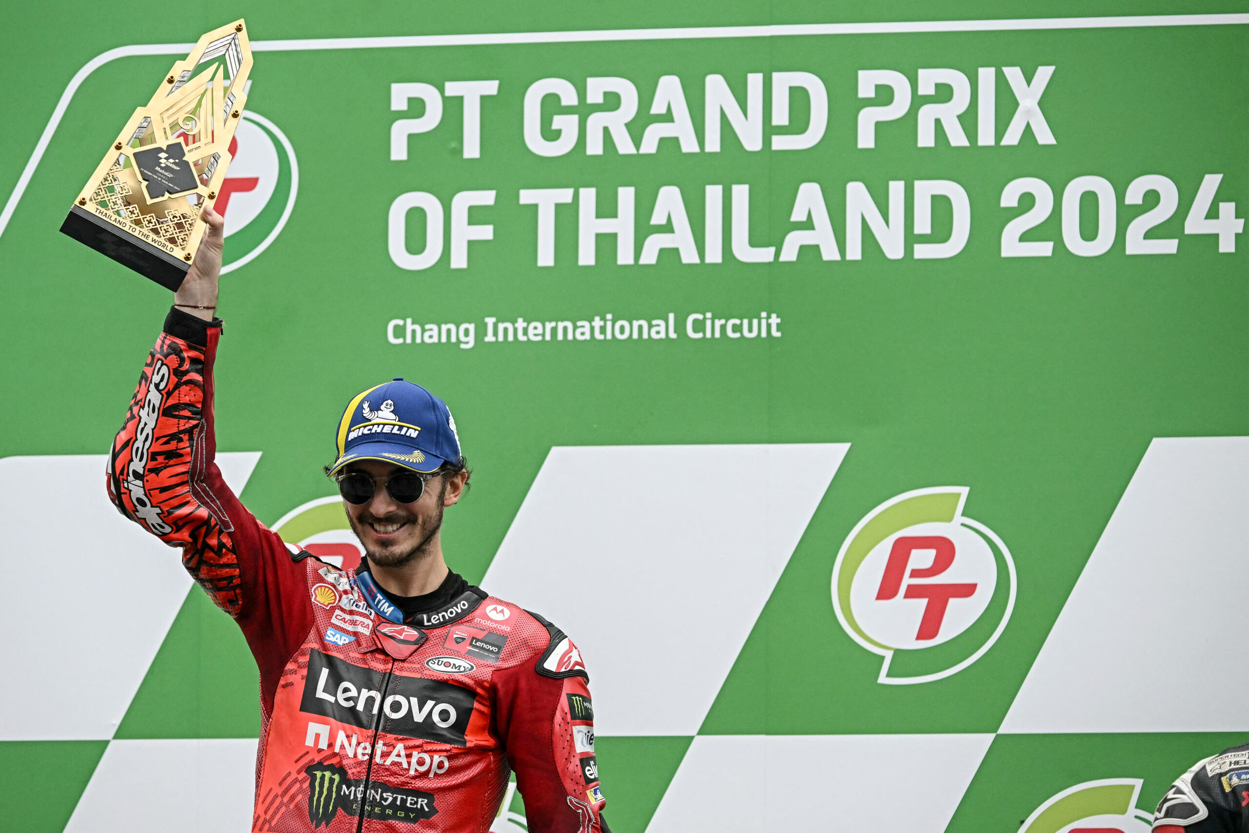 Bagnaia triunfa no caos da Tailândia e corta vantagem de Martín. Confira classificação
