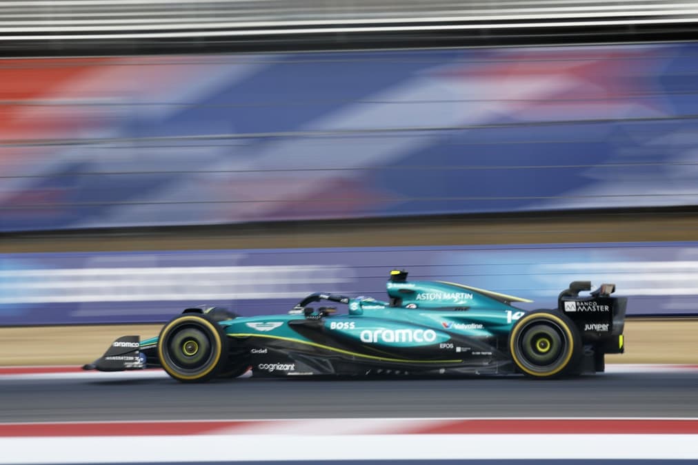 Alonso dice que el 8° puesto en grilla de EE.UU. es “mejor de lo esperado” para Aston Martin
