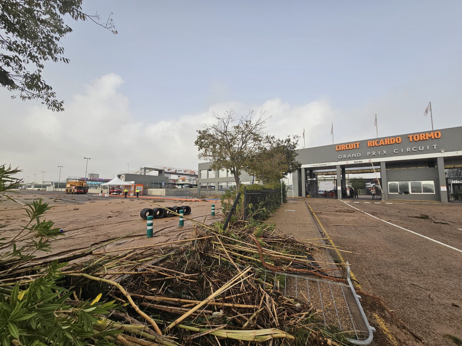MotoGP evita confirmar GP en Valencia por temporal e inundaciones: “El foco es ayudar”