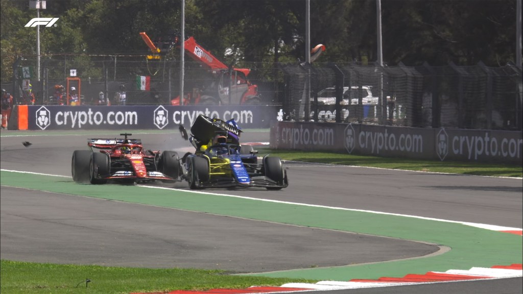 Williams dice que Albon “está bien” tras golpe en FP1 y trabaja “duro” para reparar su auto
