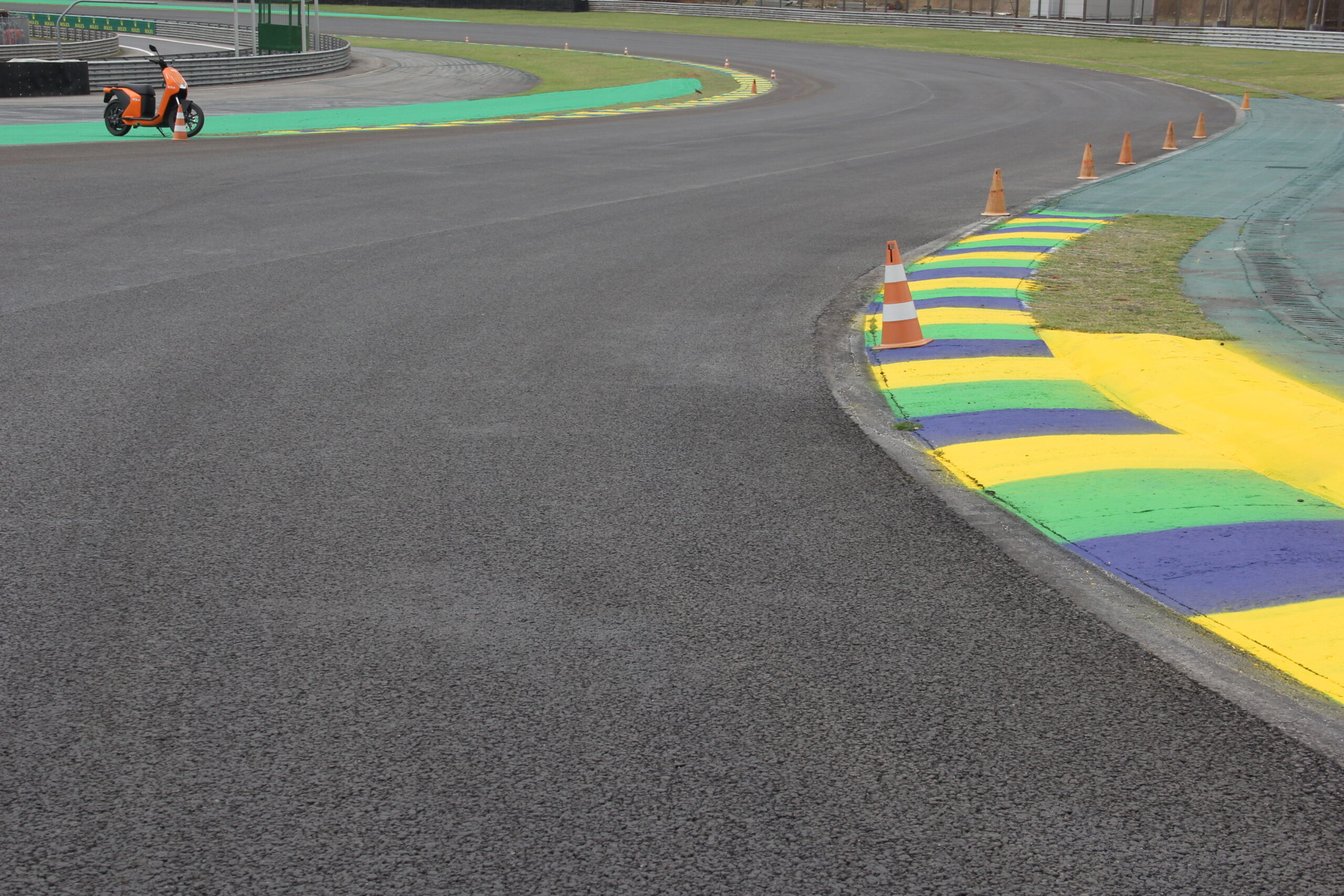Do novo asfalto a zebras mais coloridas: o que muda em Interlagos para F1 2024