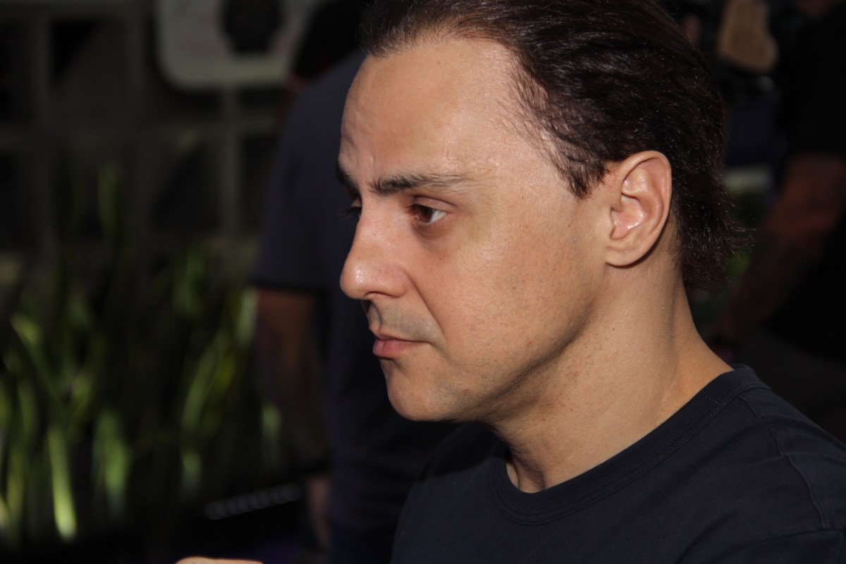 Massa reitera confiança em processo por título de 2008 e não poupa Ecclestone