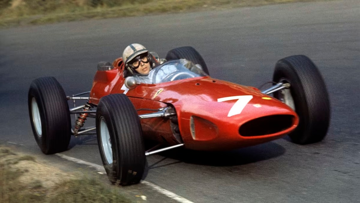 Na Garagem: Surtees supera Hill e Clark em fim dramático e conquista título histórico na F1