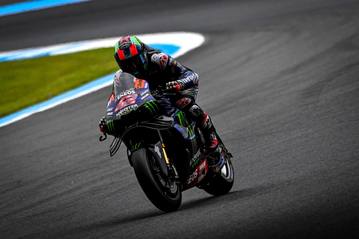 Rins descarta ter V4 antes de meados de 2025 e pede que Yamaha “encontre algo antes”