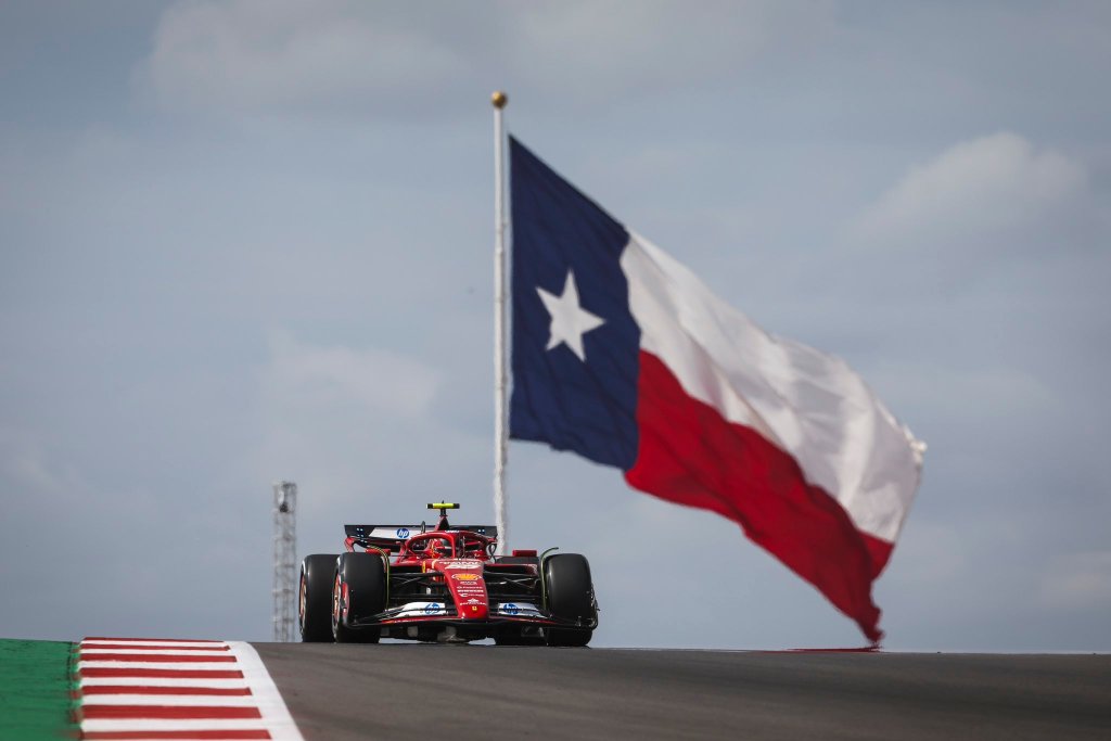 Sainz lidera 1-2 de Ferrari en la única práctica del GP de Estados Unidos; Colapinto, 19°