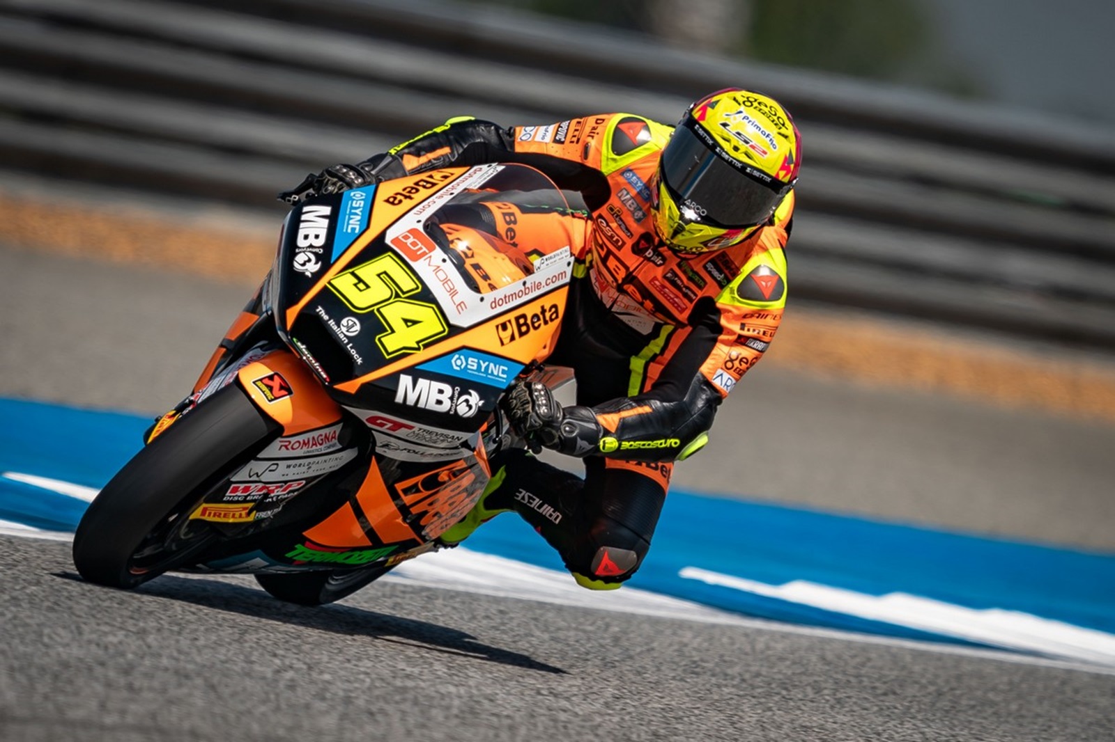 Aldeguer fratura mão esquerda e põe em xeque estreia na MotoGP em teste de Valência