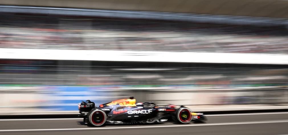 Verstappen sufre problemas de motor y no marca tiempos en la FP2 del GP de México