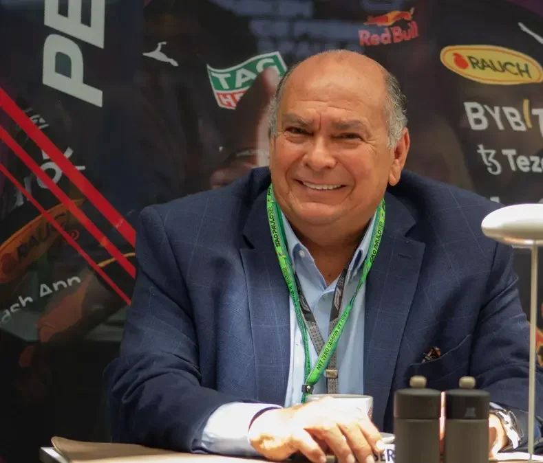 El padre de Pérez habla de “última carrera en México” y pone en duda su carrera en la F1