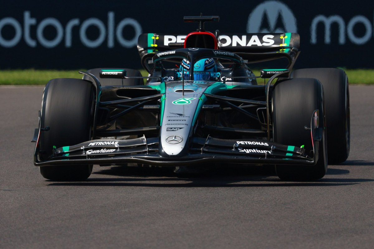 Mercedes diz que “não entende” atualizações e planeja “experimento interessante” no Brasil