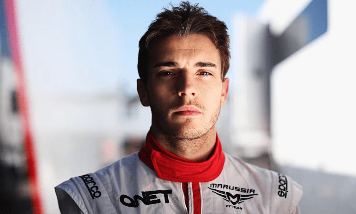 Pai de Bianchi diz que melhora na segurança da F1 dá “um pouco de paz” para família