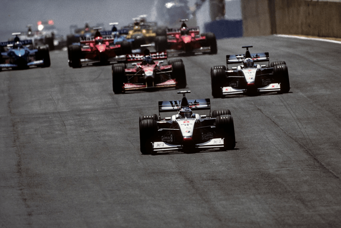 Carros históricos e previsibilidade: os GPs de Interlagos mais esquecíveis da história