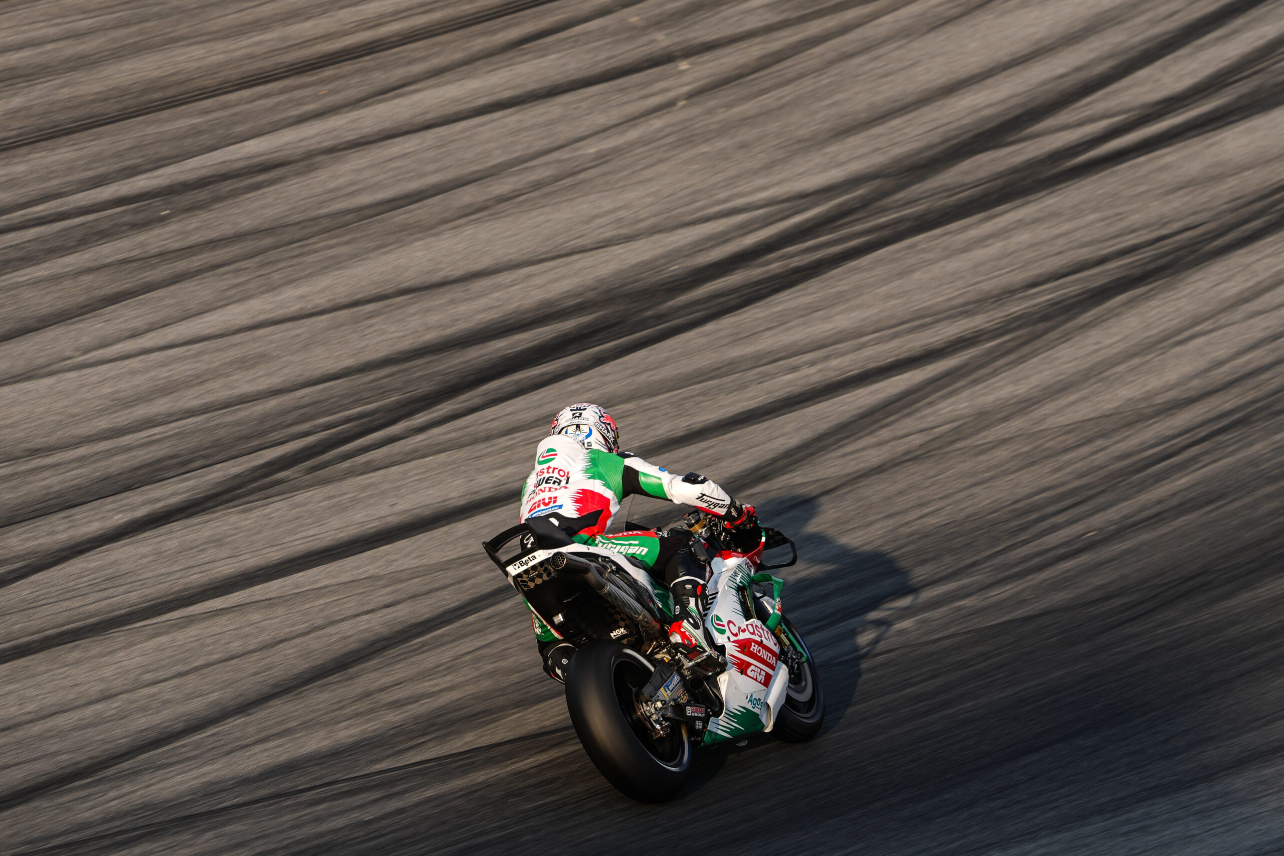 Quando as equipes vão apresentar motos da temporada 2025 da MotoGP?