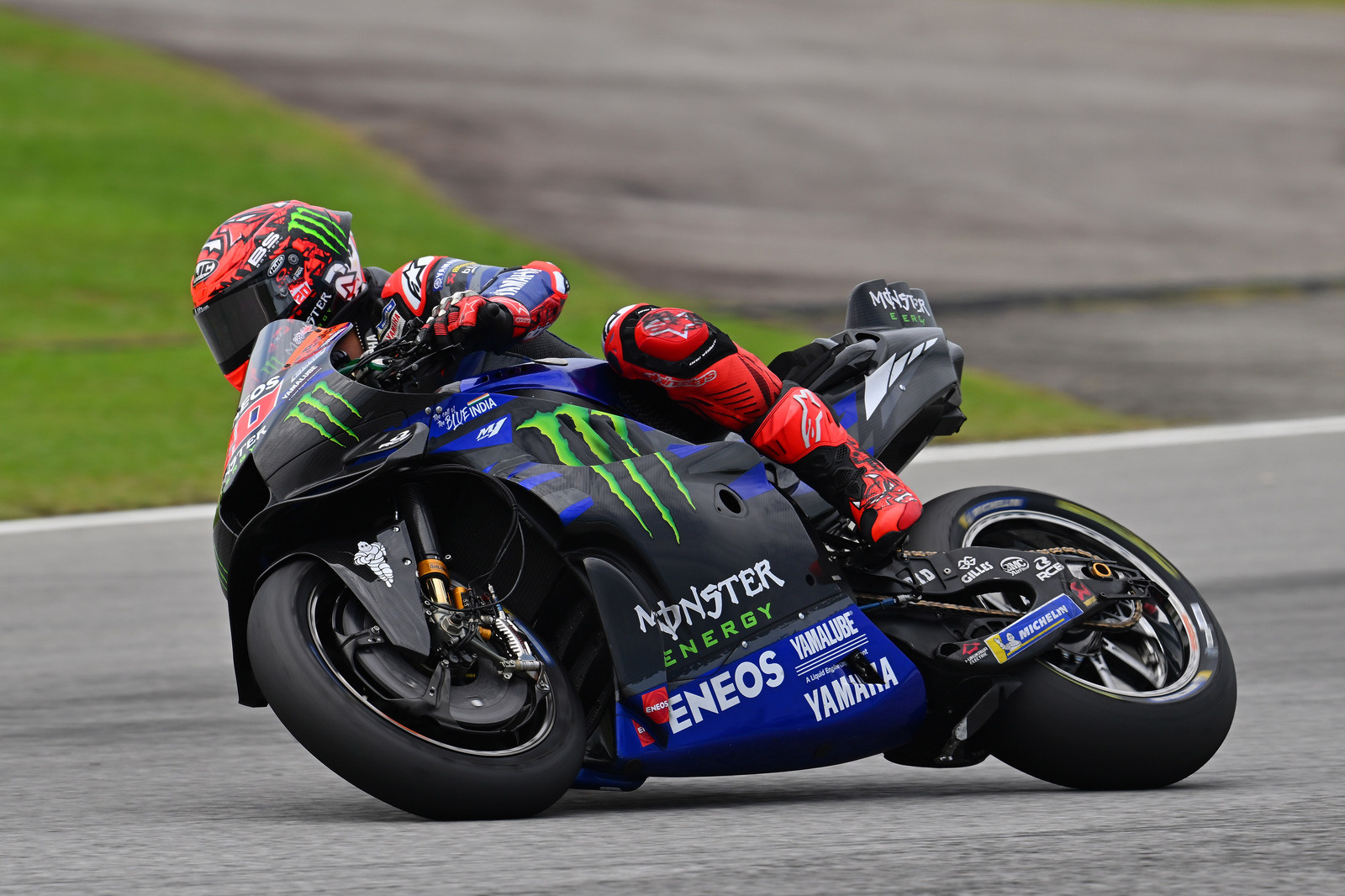 Yamaha acelera desenvolvimento de motor V4 e estuda estreia antes da MotoGP 2025