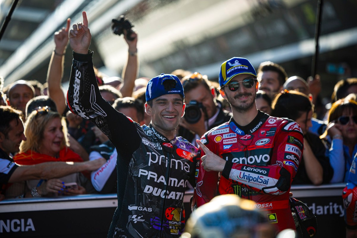 Martín coloca Bagnaia como “um dos melhores da história” na MotoGP e se exalta: “Eu o venci”