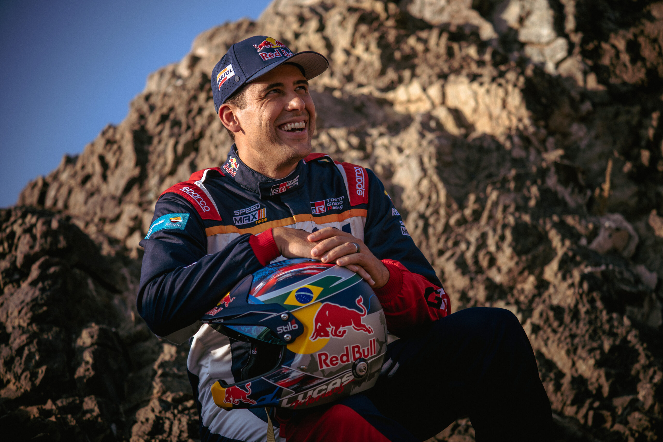 Moraes renova com time de fábrica da Toyota para Dakar e temporada 2025 do W2RC