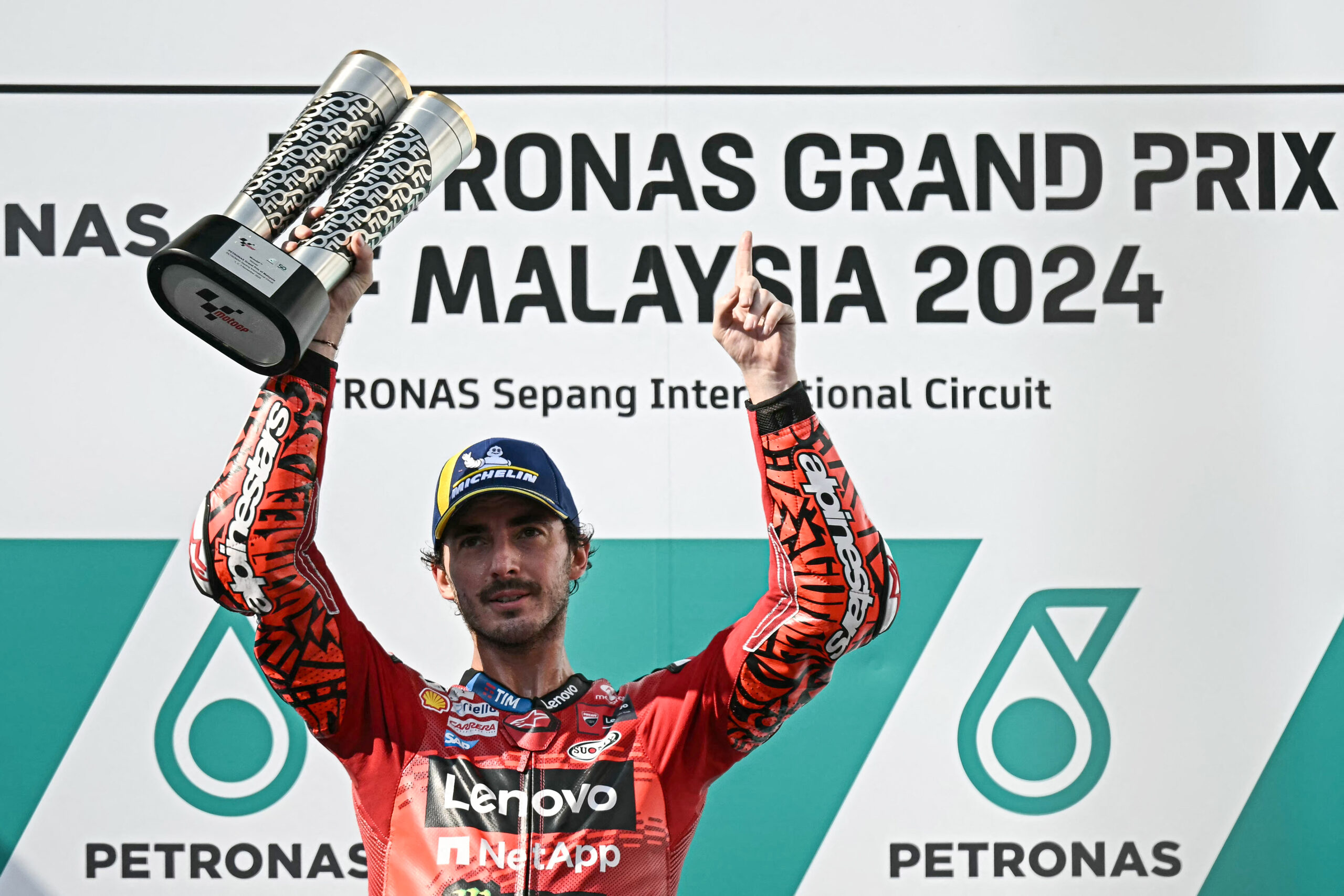 Bagnaia mostra brio para manter vivo sonho do tri na MotoGP. Mas precisa de um milagre