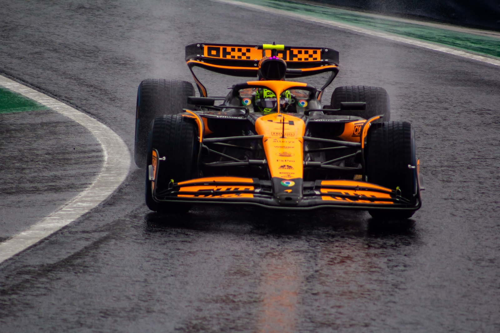 McLaren solta mão de Norris e diz que objetivo “sempre foi Mundial de Construtores”