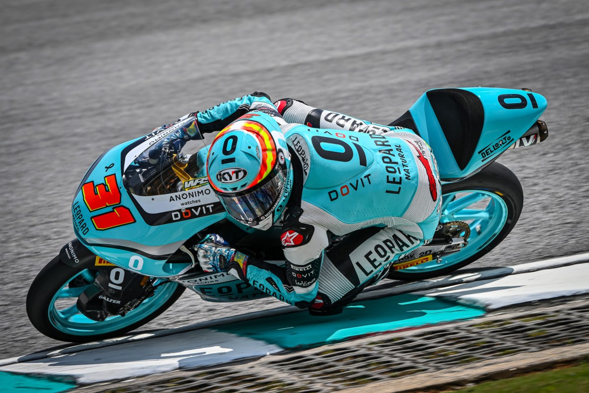 Fernández desbanca Ortolá no fim e garante pole da Moto3 na Malásia. Alonso é 3º