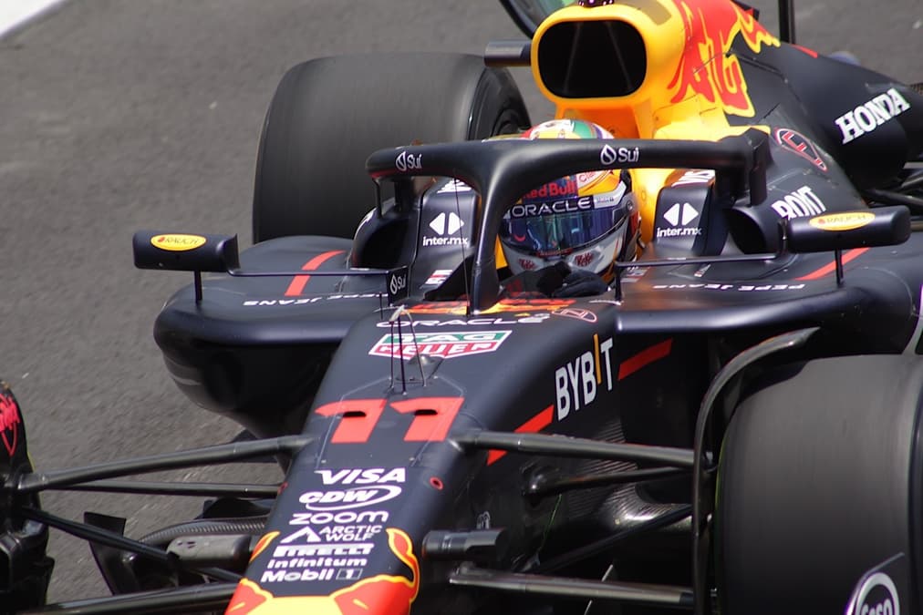 Pérez se queja del equilibrio en la SQ2 y asume “dirección equivocada” en Interlagos