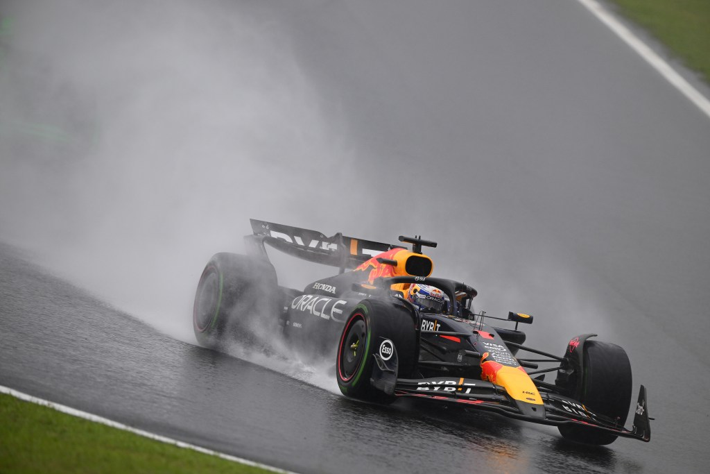 Red Bull alaba desempeño de Verstappen y lo compara con carrera histórica de Senna