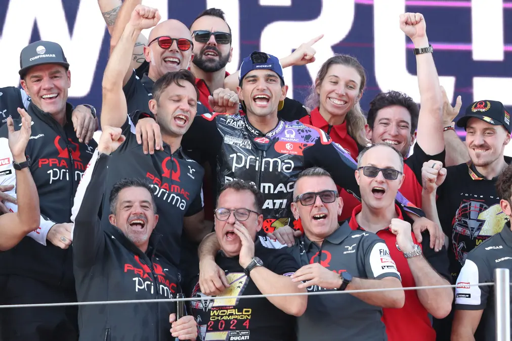 Martín se convierte en el primer campeón con un equipo satélite en la era MotoGP
