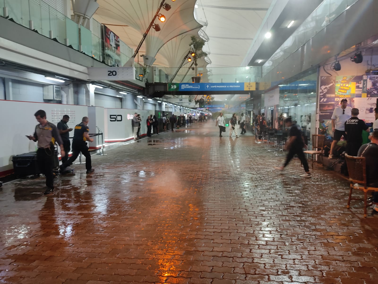 Inicio de la clasificación del GP de São Paulo se demora por fuertes tormentas
