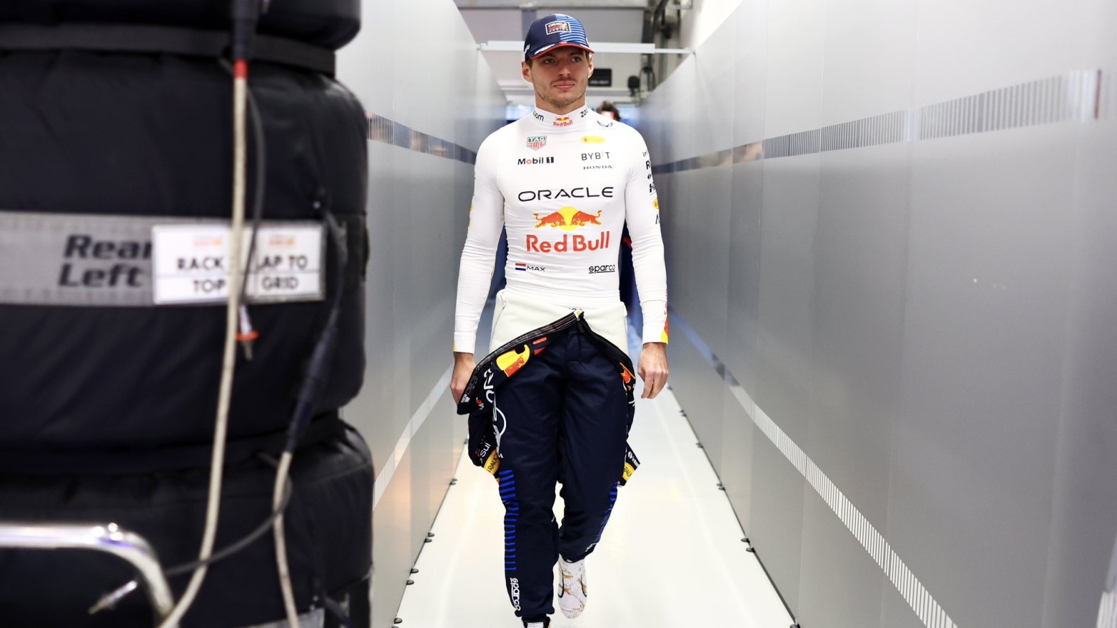 Red Bull diz que Verstappen “precisa tomar cuidado” com pontos na carteira