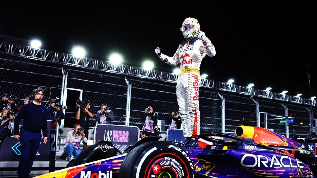 Verstappen cita «baja temperatura» y espera dificultades con los neumáticos en Las Vegas