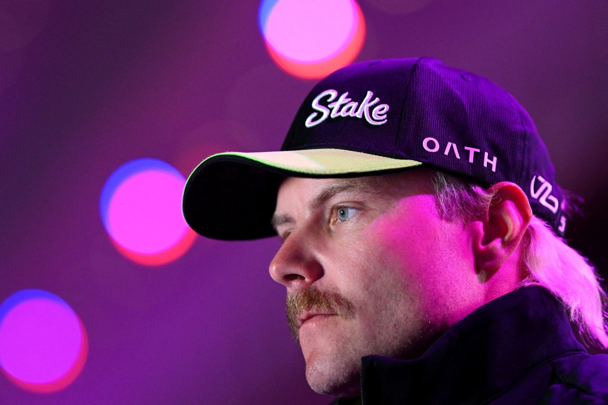 Bottas se mantém no radar e inicia conversas com Cadillac para volta ao grid da F1 em 2026