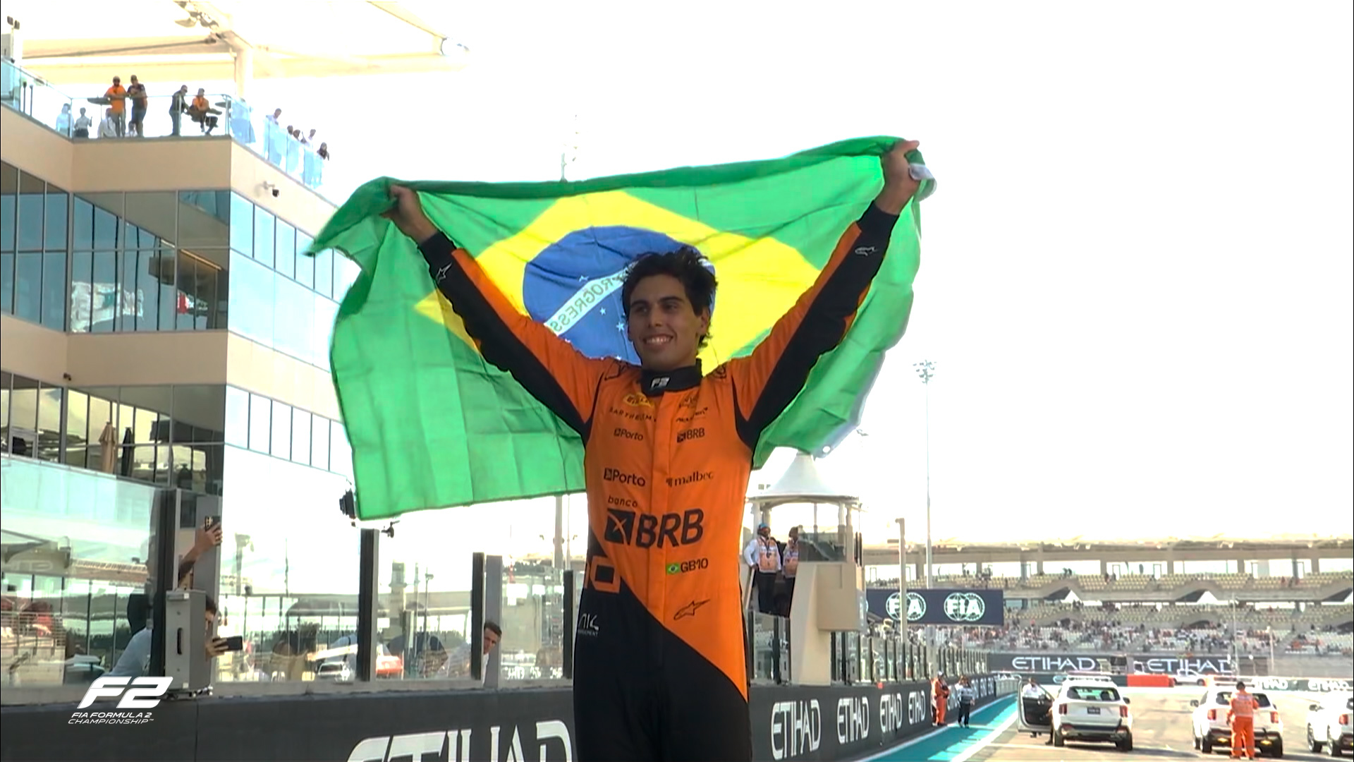 Bortoleto es segundo en la carrera larga de F2 en Abu Dhabi y es campeón; Duerksen vence