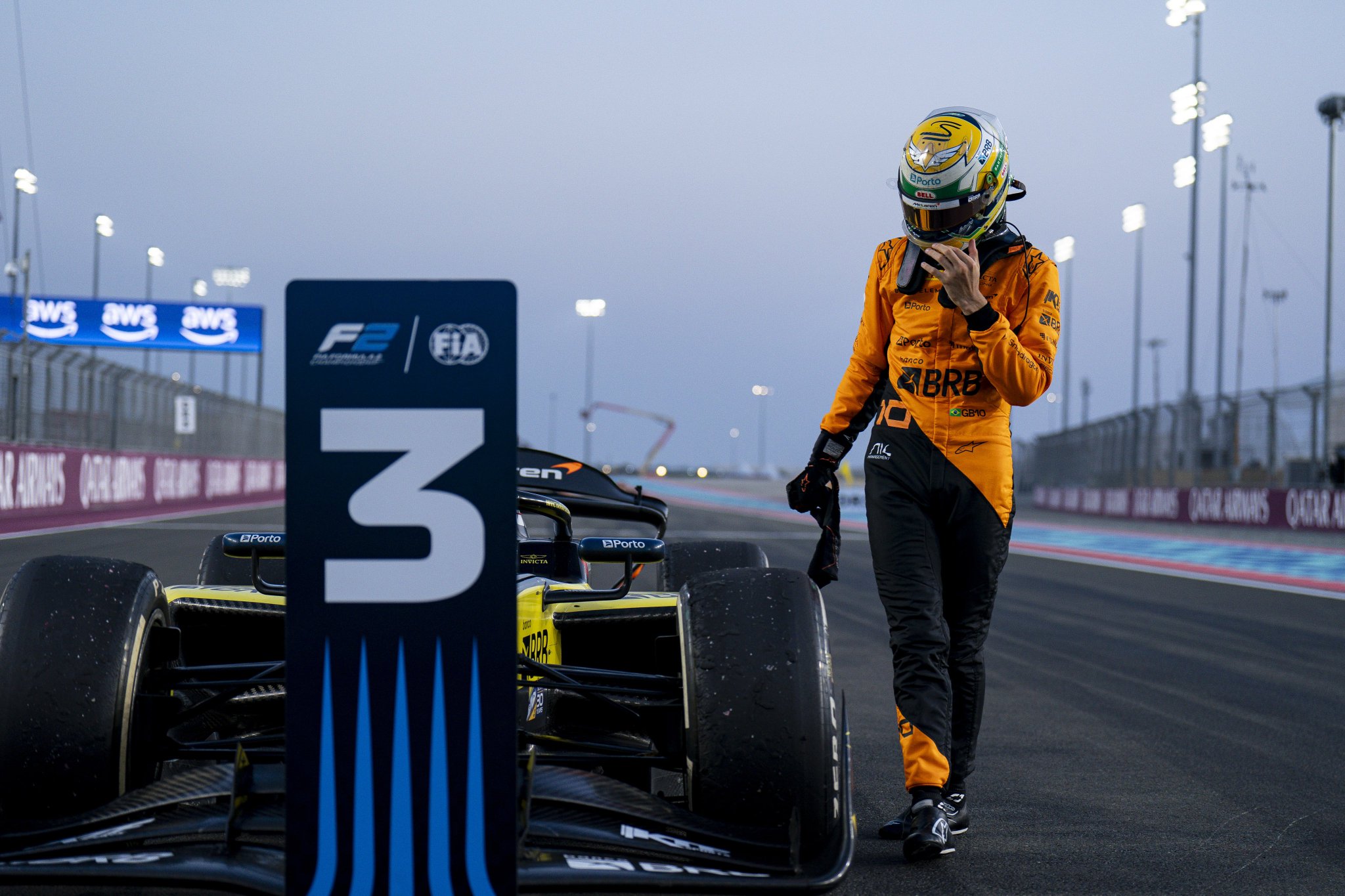 Bortoleto sai do Catar 0,5 ponto à frente de Hadjar. Confira classificação da F2 2024