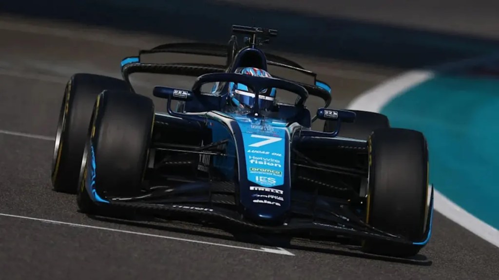 Crawford lidera primer día de test de postemporada de F2; Duerksen, 6°