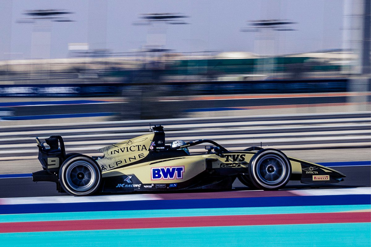 Maini perde 3 posições no grid da sprint em Abu Dhabi e larga na frente de Bortoleto