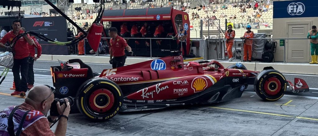 Leclerc encabeza primer entrenamiento del GP de Abu Dhabi; Colapinto es 7°