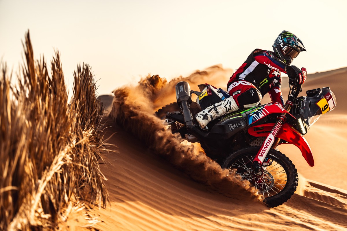 Brabec desbanca Van Beveren por 23s e leva 6ª etapa do Dakar nas motos