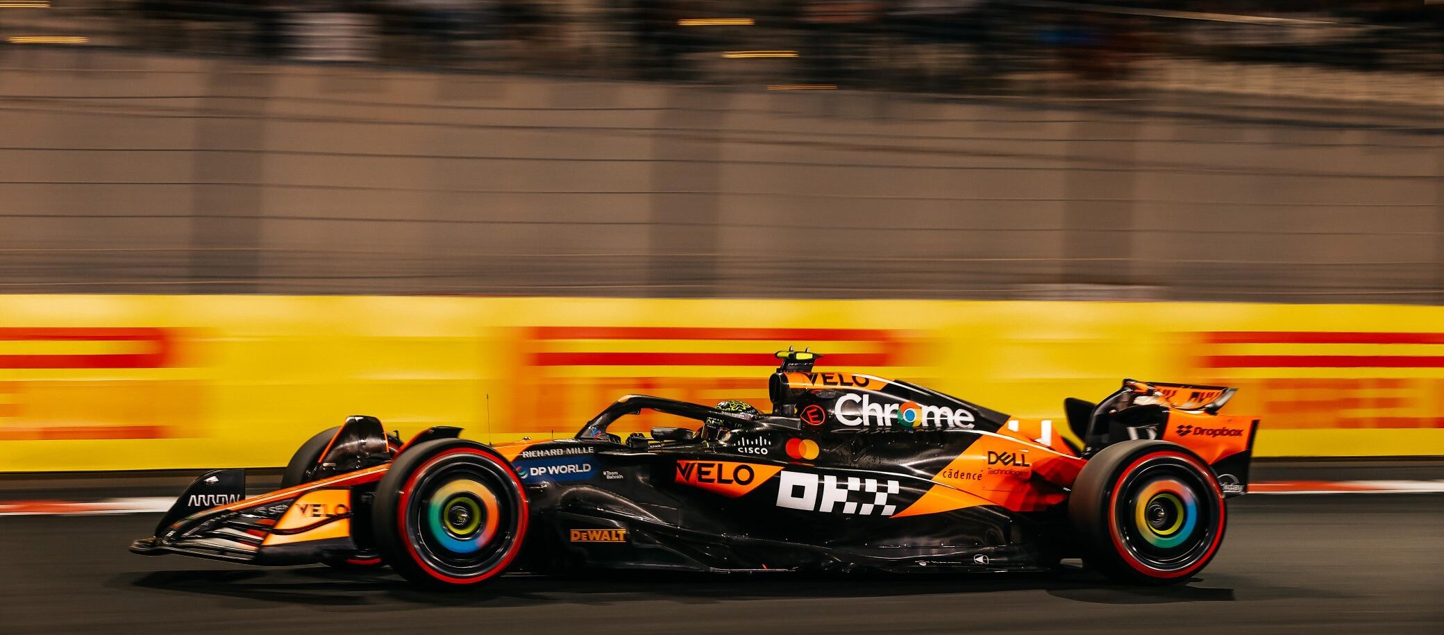 Norris conquista la pole del GP de Abu Dhabi con otro 1-2 de McLaren; Colapinto es 19°