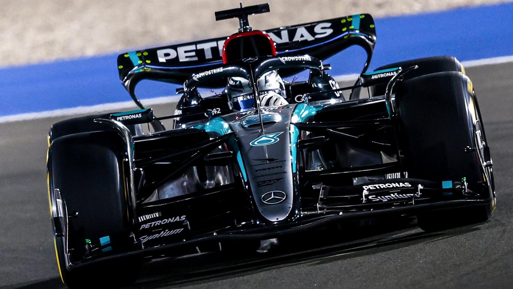 Russell ve a Mercedes falto de ritmo en Qatar y dice: «Hamilton y yo hicimos salidas terribles»