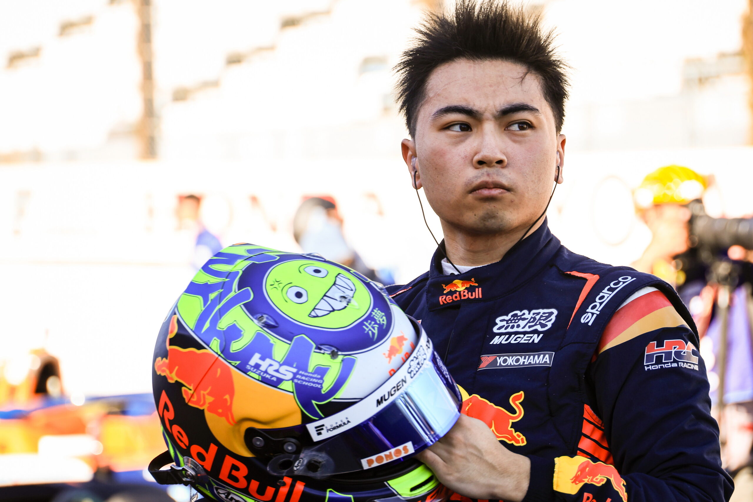 Red Bull confirma cambio y anuncia a Iwasa en lugar de Verstappen en la FP1 en Bahréin