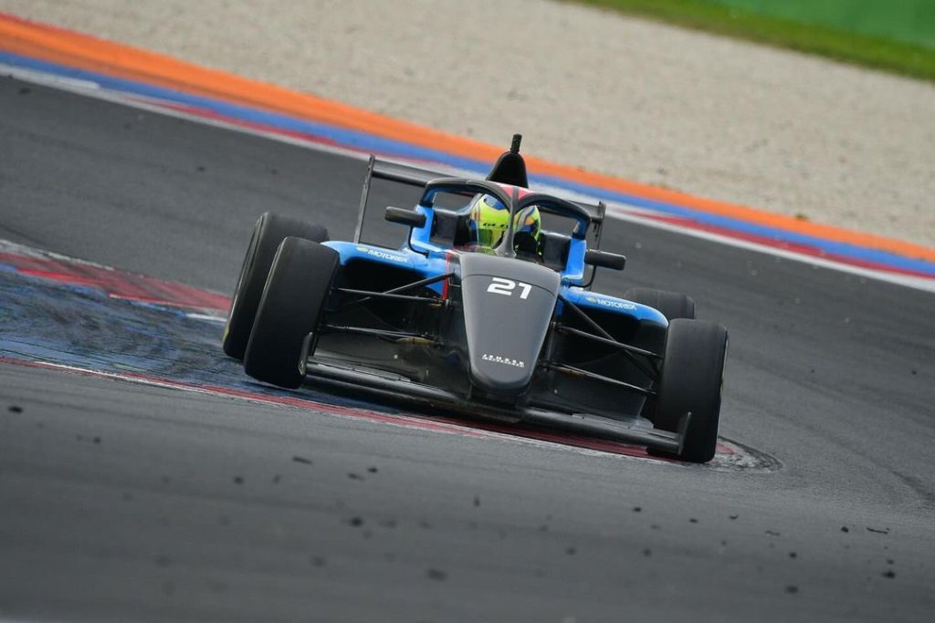 Schropp confirma debut en la F4 Italiana con Jenzer Motorsport en la temporada 2025