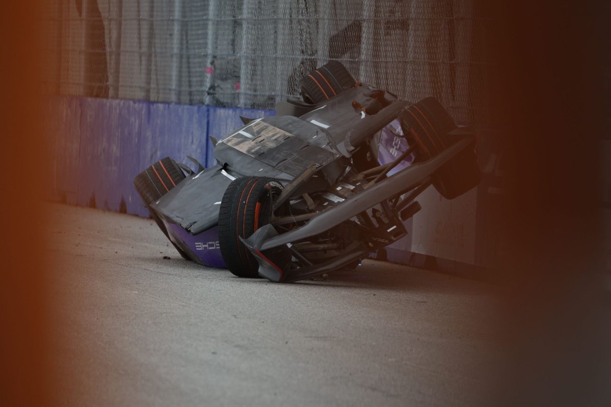 Wehrlein revela “algumas lesões” sofridas em capotagem de São Paulo: “Acidente foi sério”