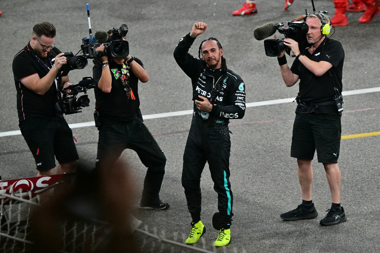 Hamilton fica em 7º e fecha temporada 2024 com pior posição final da carreira na F1